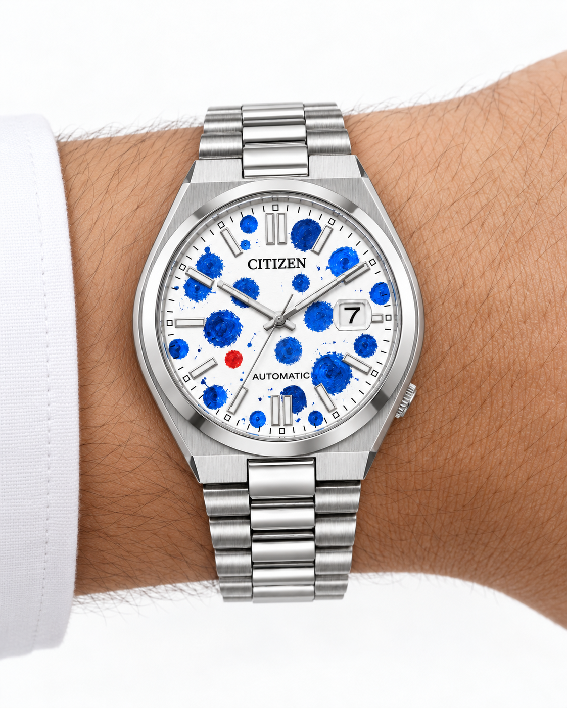 The Outlier — on-wrist view